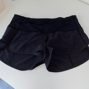 black lululemon speed up 2.5”